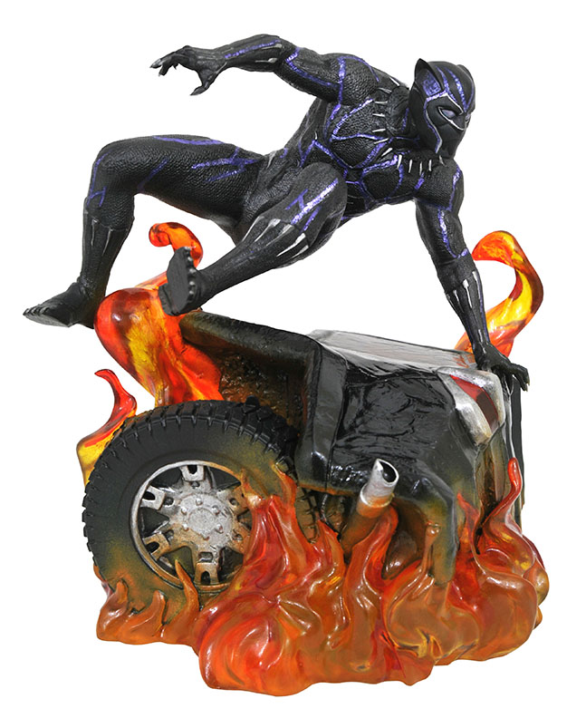 Diamond Select Toys Marvel Gallery Venom Comic 9 Inch PVC Diorama Figure  (black)