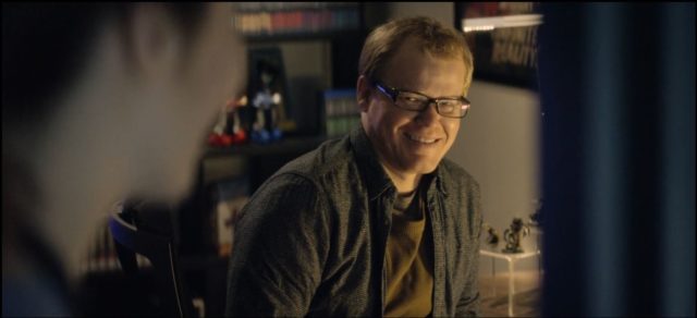 BLACK-MIRROR-all-smiles-640x292